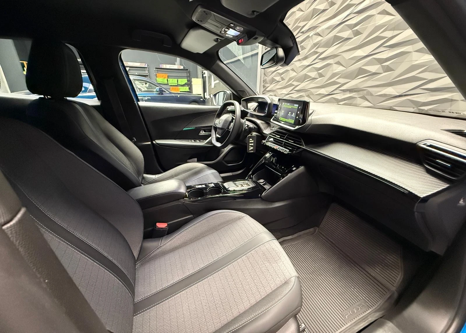 Peugeot 2008 New line up Allure pack 1.5 BlueHDI 130  | Mobile.bg   15