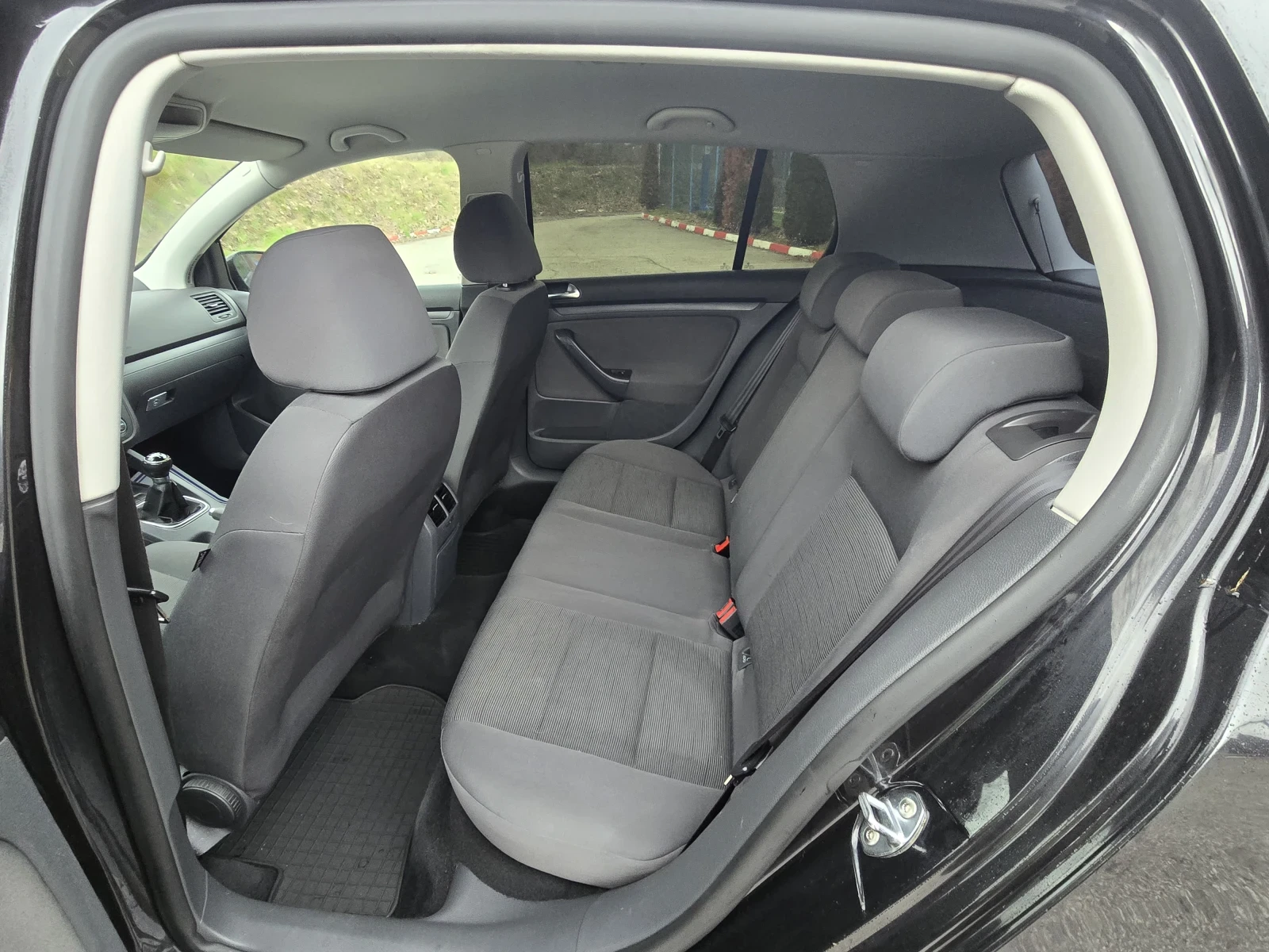 VW Golf Топ състояние 1, 9 мотор 105 коня - изображение 8