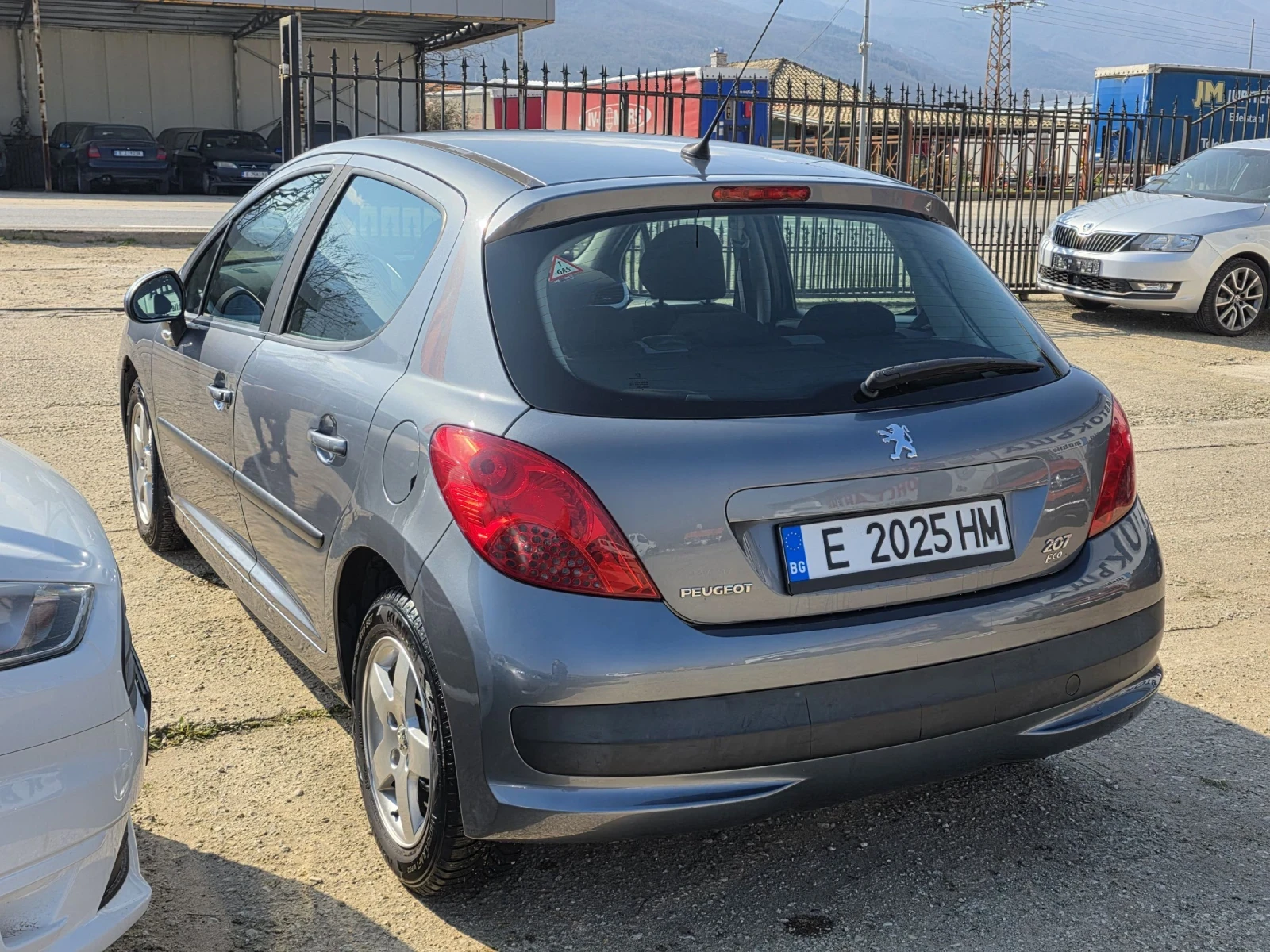 Peugeot 207 1.4 Бензин | LPG BRC | ТОП, снимка 6 - Автомобили и джипове - 53744366