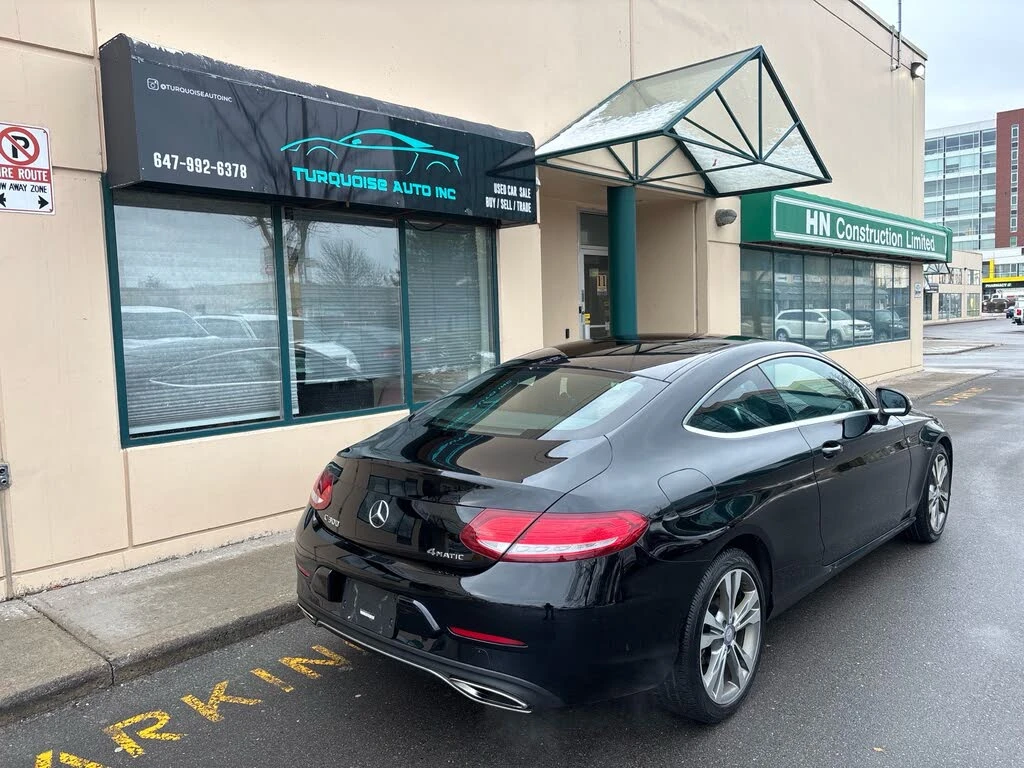 Mercedes-Benz C 300 4MATIC* COUPE* AMG* DISTRONIC* ПАНОРАМА* КАМЕРА, снимка 4 - Автомобили и джипове - 54085337