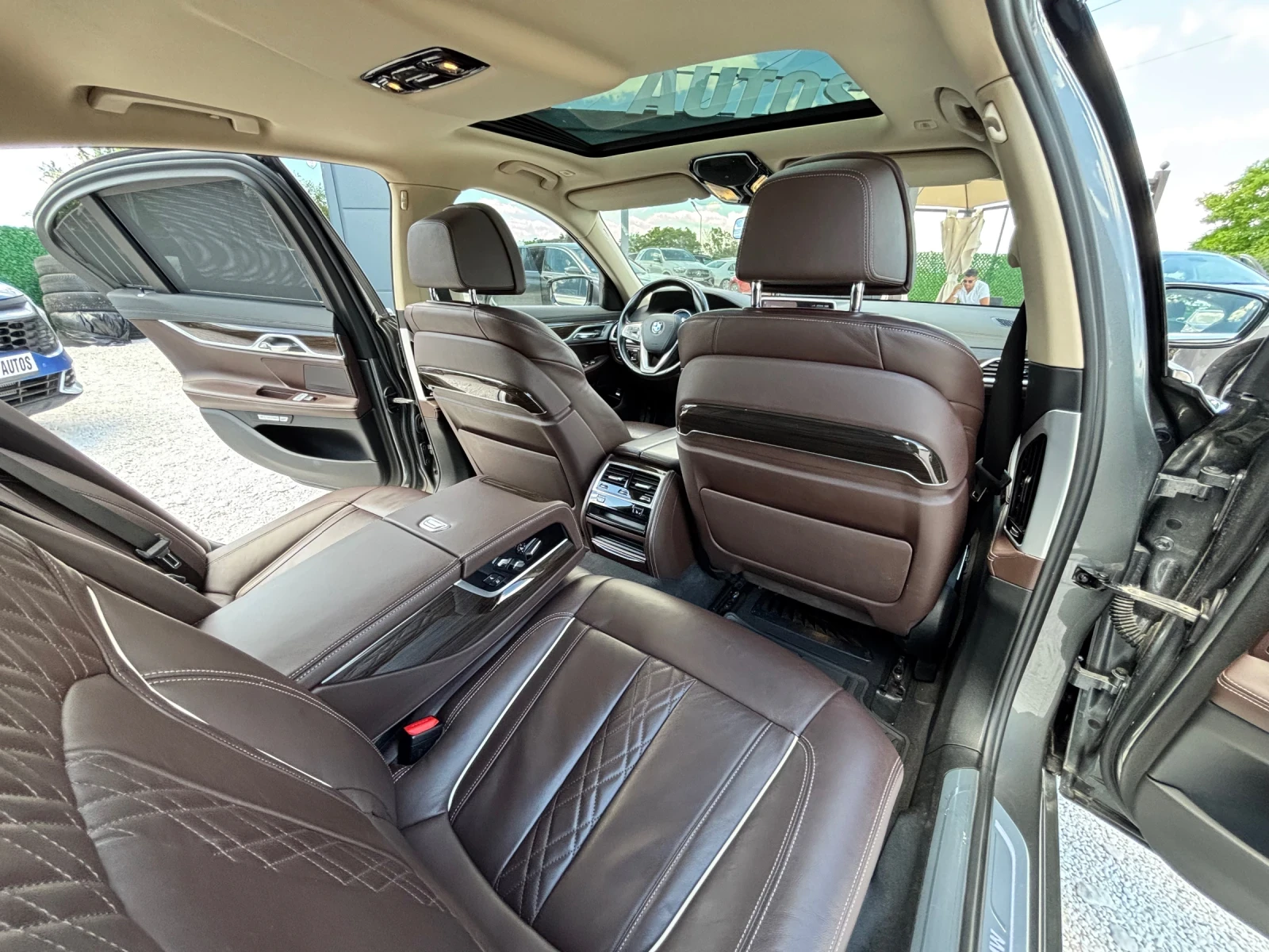 BMW 730 XDRIVE/360 КАМЕРА/LED/FULL, снимка 10 - Автомобили и джипове - 54746458