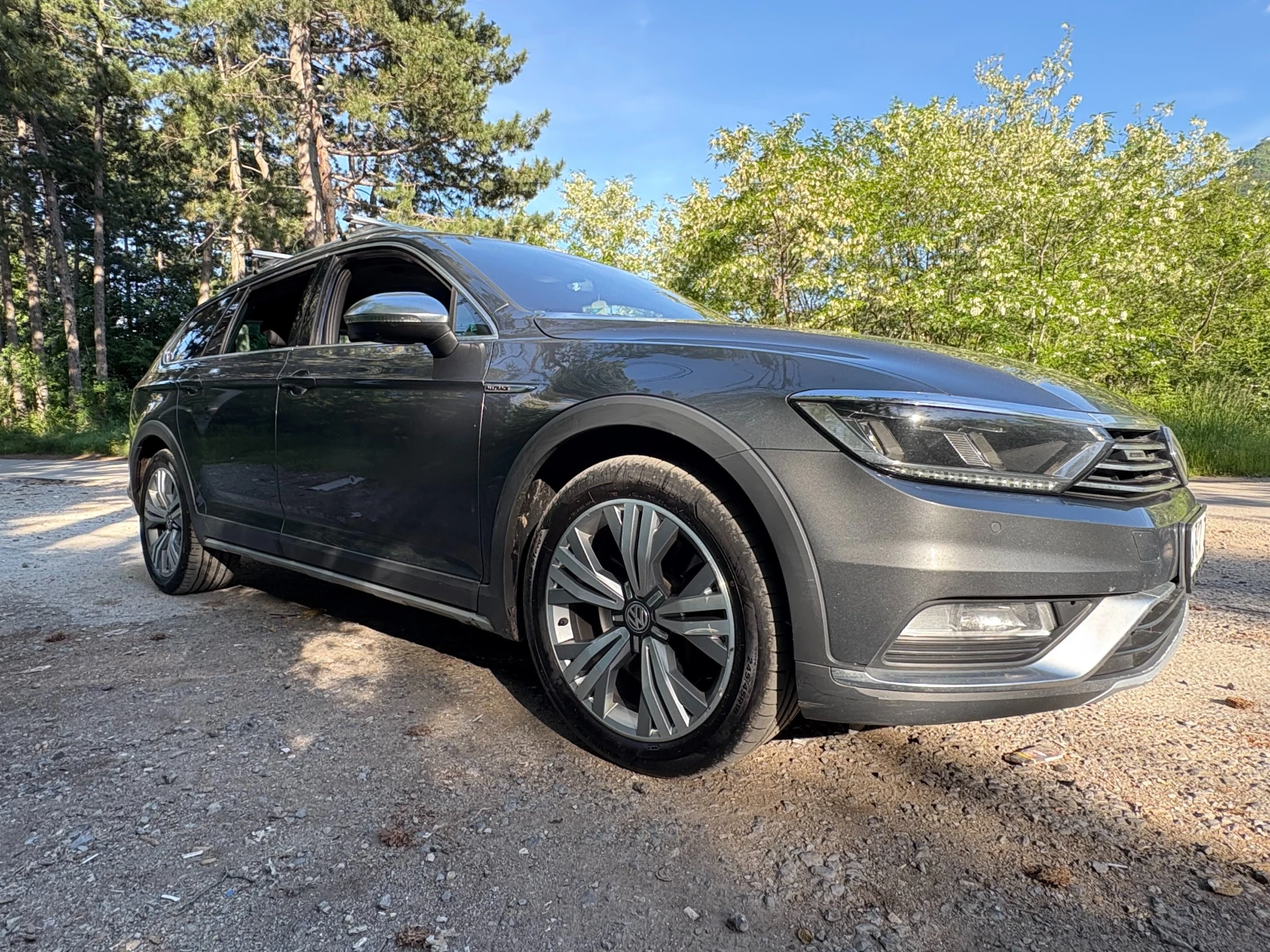 VW Alltrack 2.0 BiTDI 4MOTION, снимка 11 - Автомобили и джипове - 54782049