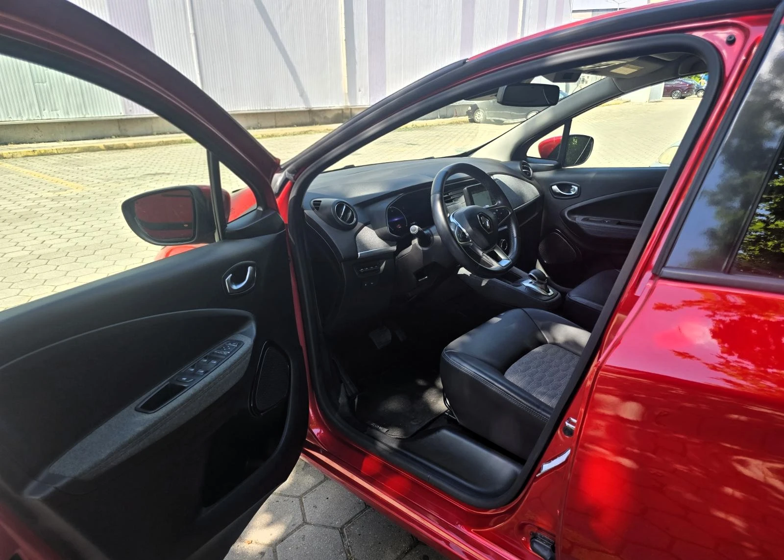 Renault Zoe INTENS R135 CCS, снимка 8 - Автомобили и джипове - 54828371