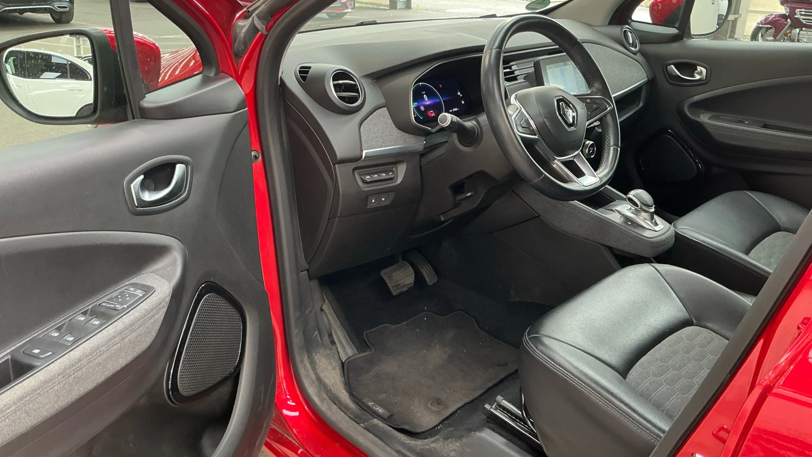 Renault Zoe INTENS R135 CCS, снимка 9 - Автомобили и джипове - 54828371