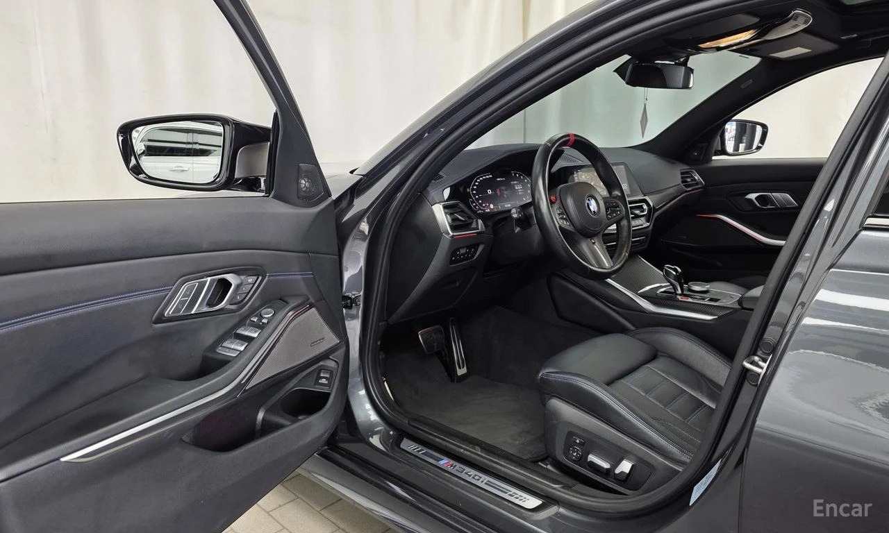 BMW 340 M* SPORT* HARMON* KARDON* ХЕДЪП* ДИСТРОНИК* 360КАМ, снимка 5 - Автомобили и джипове - 55131042
