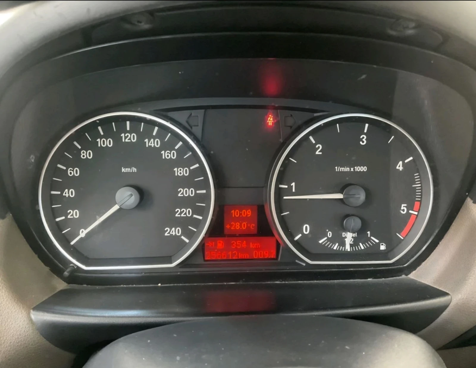 BMW 120, снимка 4 - Автомобили и джипове - 55441166