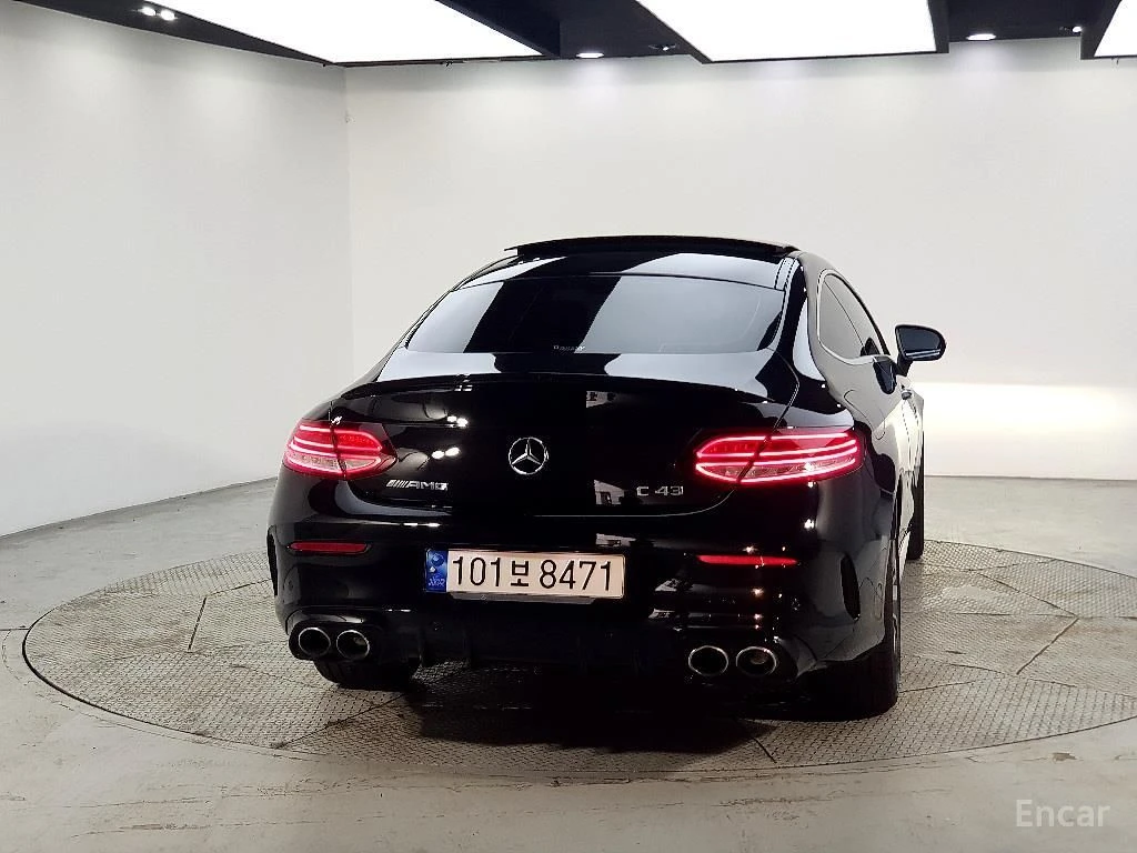 Mercedes-Benz C 43 AMG COUPE* BURMESTER* ХЕДЪП* ДИГИТАЛНО* ТАБЛО* LANE* A, снимка 4 - Автомобили и джипове - 55846386