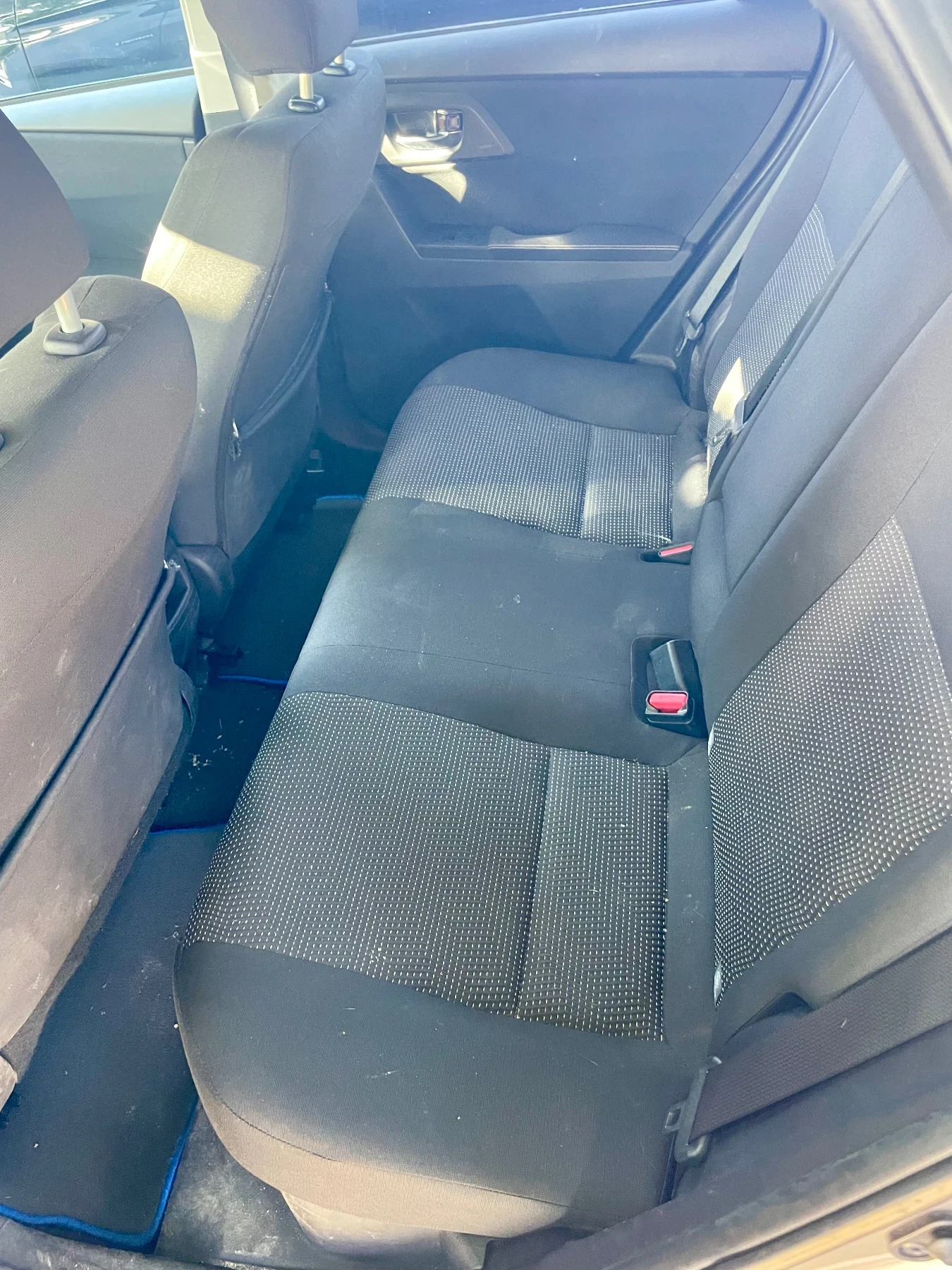 Toyota Auris 1, 8 HIBRID HATCBACK, снимка 15 - Автомобили и джипове - 55878281