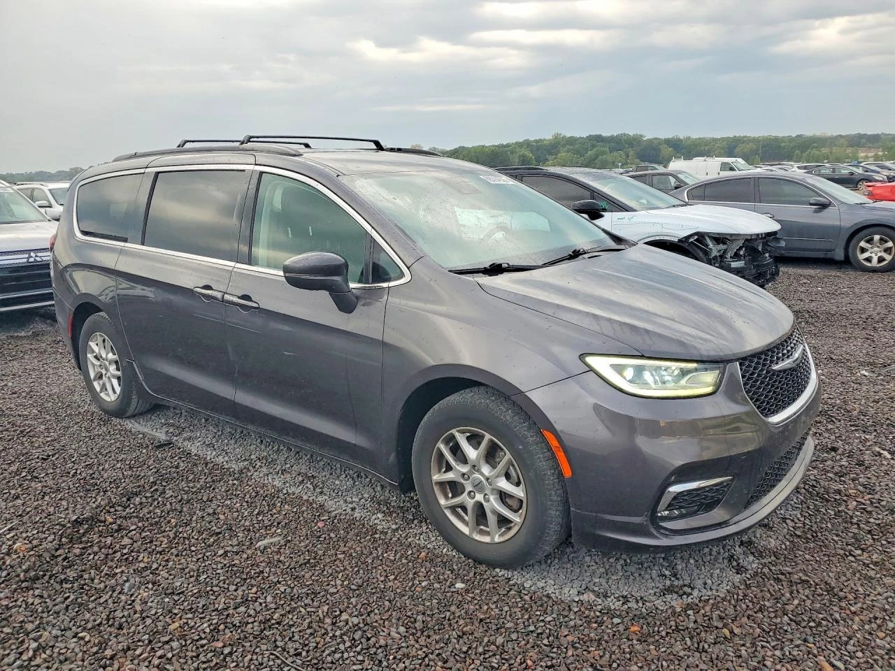 Chrysler Pacifica 3.6l Touring L, снимка 4 - Автомобили и джипове - 56224938