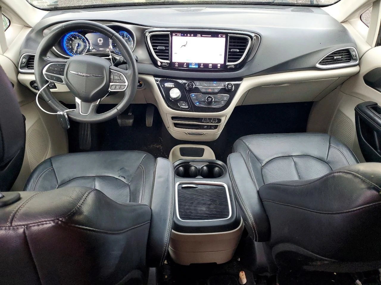 Chrysler Pacifica 3.6l Touring L, снимка 8 - Автомобили и джипове - 56224938