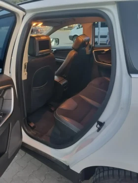 Volvo XC60 2, 4D 4x4 Avtomat, снимка 8