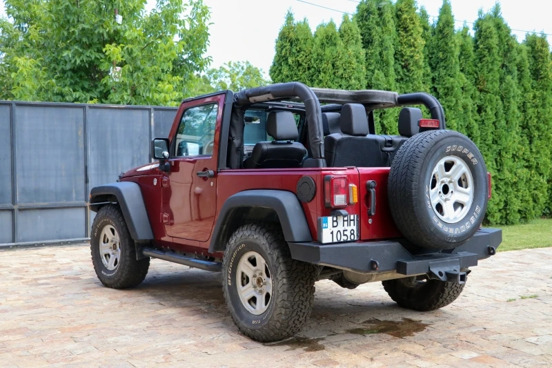 Jeep Wrangler, снимка 2 - Автомобили и джипове - 37418051