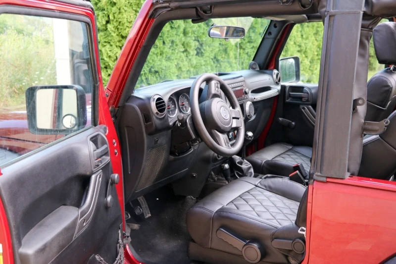 Jeep Wrangler, снимка 7 - Автомобили и джипове - 37418051