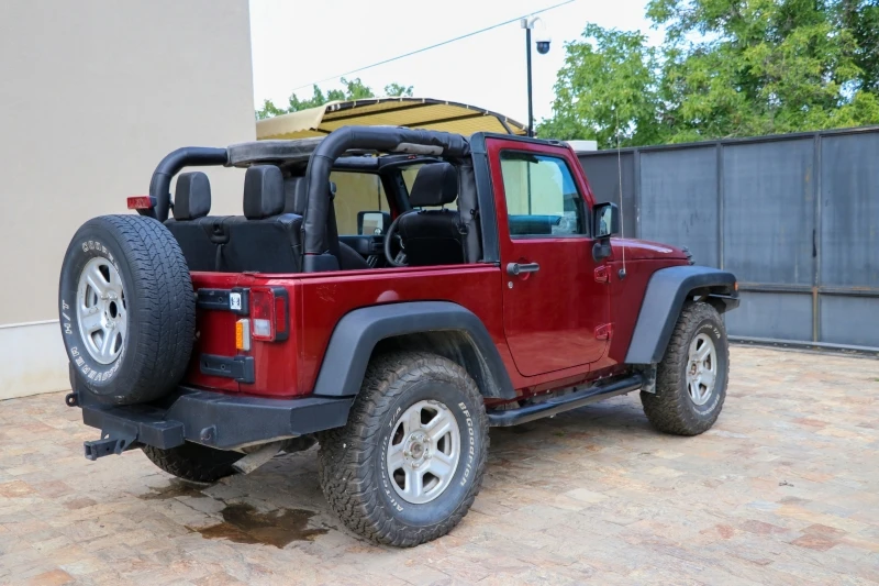 Jeep Wrangler, снимка 4 - Автомобили и джипове - 37418051