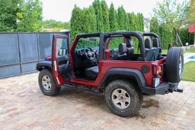 Jeep Wrangler, снимка 13 - Автомобили и джипове - 37418051