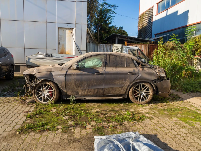 Mercedes-Benz GLE 63 S AMG Coupe, снимка 5 - Автомобили и джипове - 47658186