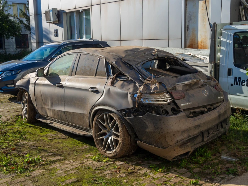 Mercedes-Benz GLE 63 S AMG Coupe, снимка 6 - Автомобили и джипове - 47658186