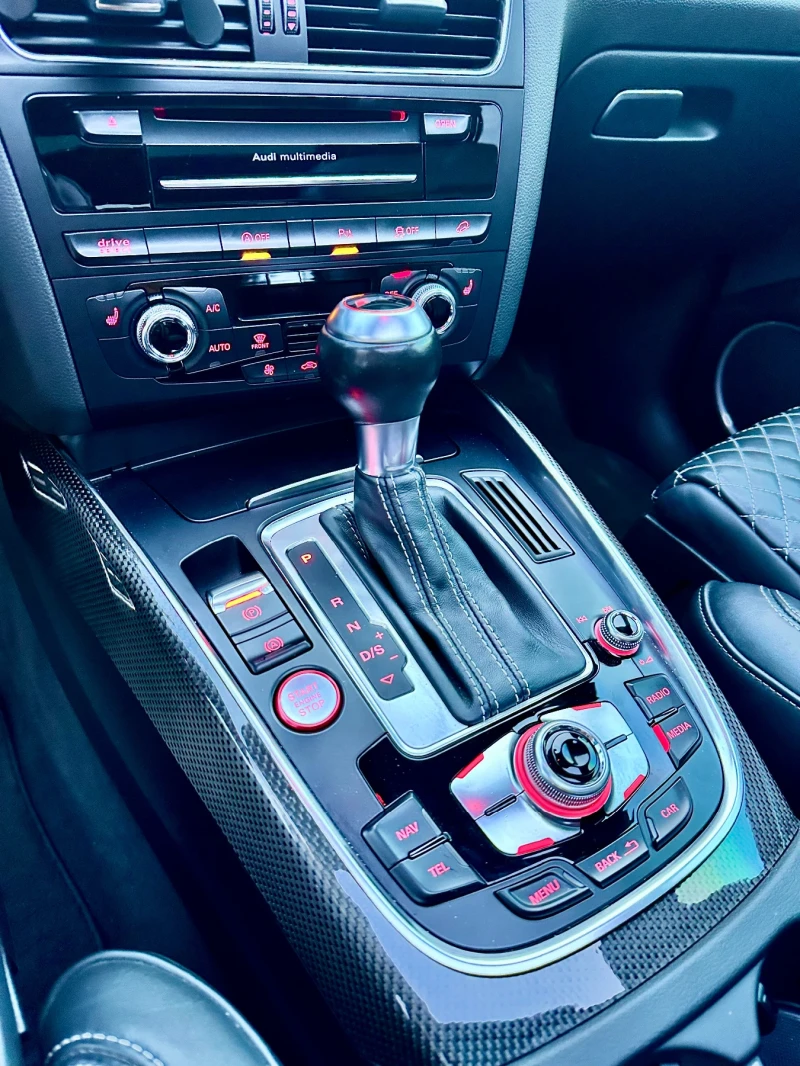 Audi SQ5, снимка 13 - Автомобили и джипове - 52125443