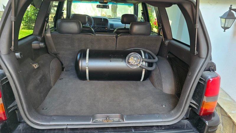 Jeep Grand cherokee 5.9, снимка 16 - Автомобили и джипове - 52950142