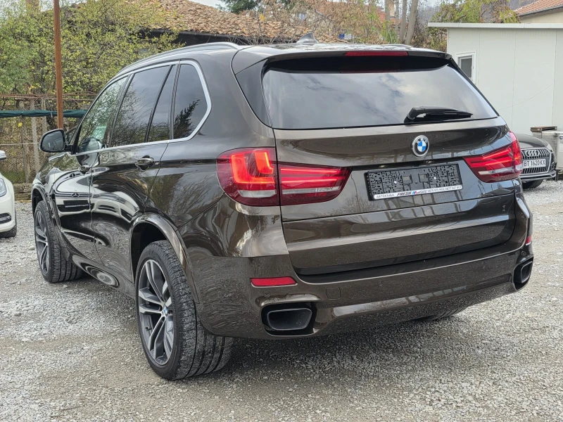 BMW X5 M50 D 381 К.С. / ЛЕД / ДИГИТАЛ / ВАКУМ / ПАНОРАМА, снимка 3 - Автомобили и джипове - 52487819
