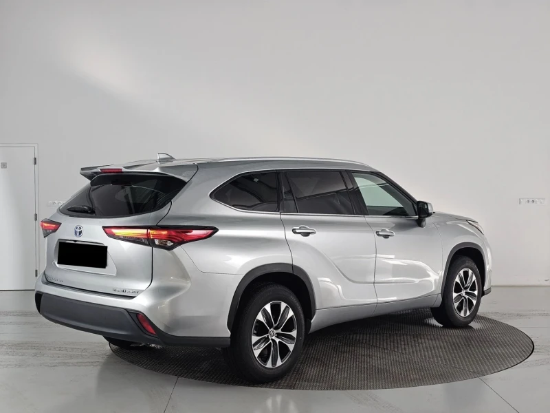Toyota Highlander 2.5* HYBRID* COMFORT* AWD-I* E-CVT* ГАРАНЦИЯ, снимка 3 - Автомобили и джипове - 52770951