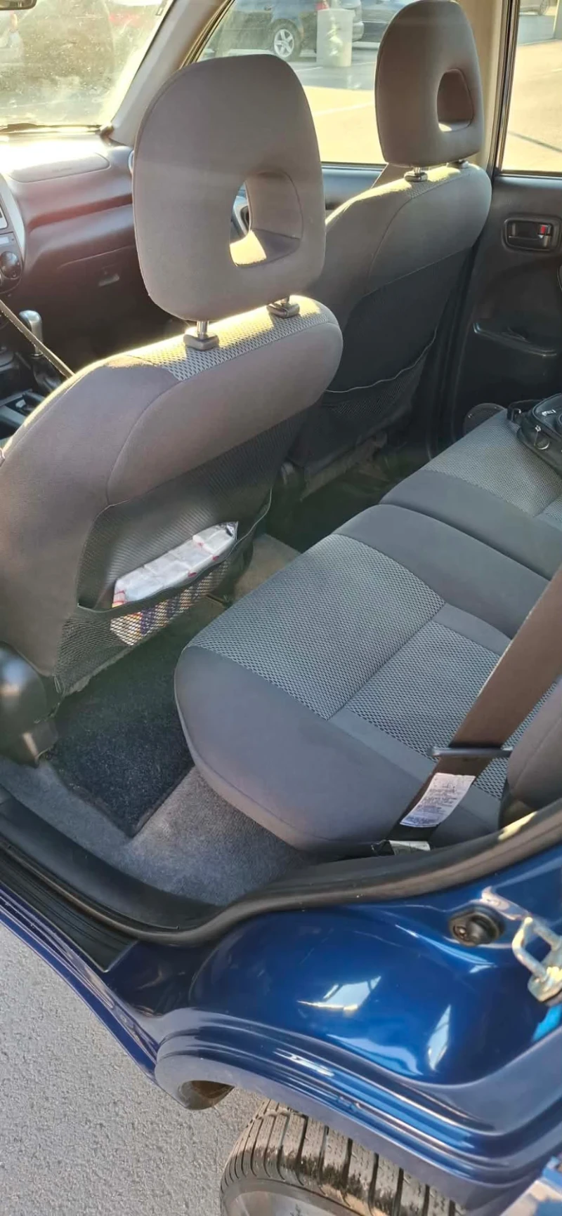 Toyota Rav4 2.0, снимка 11 - Автомобили и джипове - 53048339