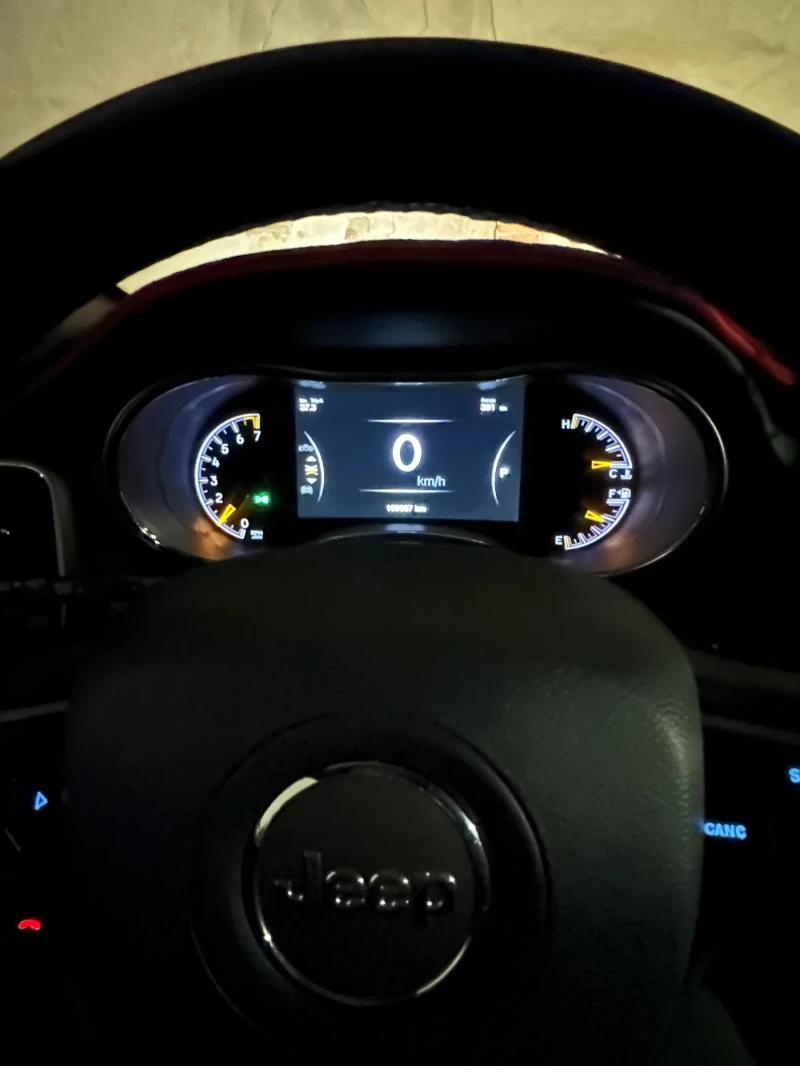 Jeep Grand cherokee LAREDO 3, 6, снимка 6 - Автомобили и джипове - 53433003