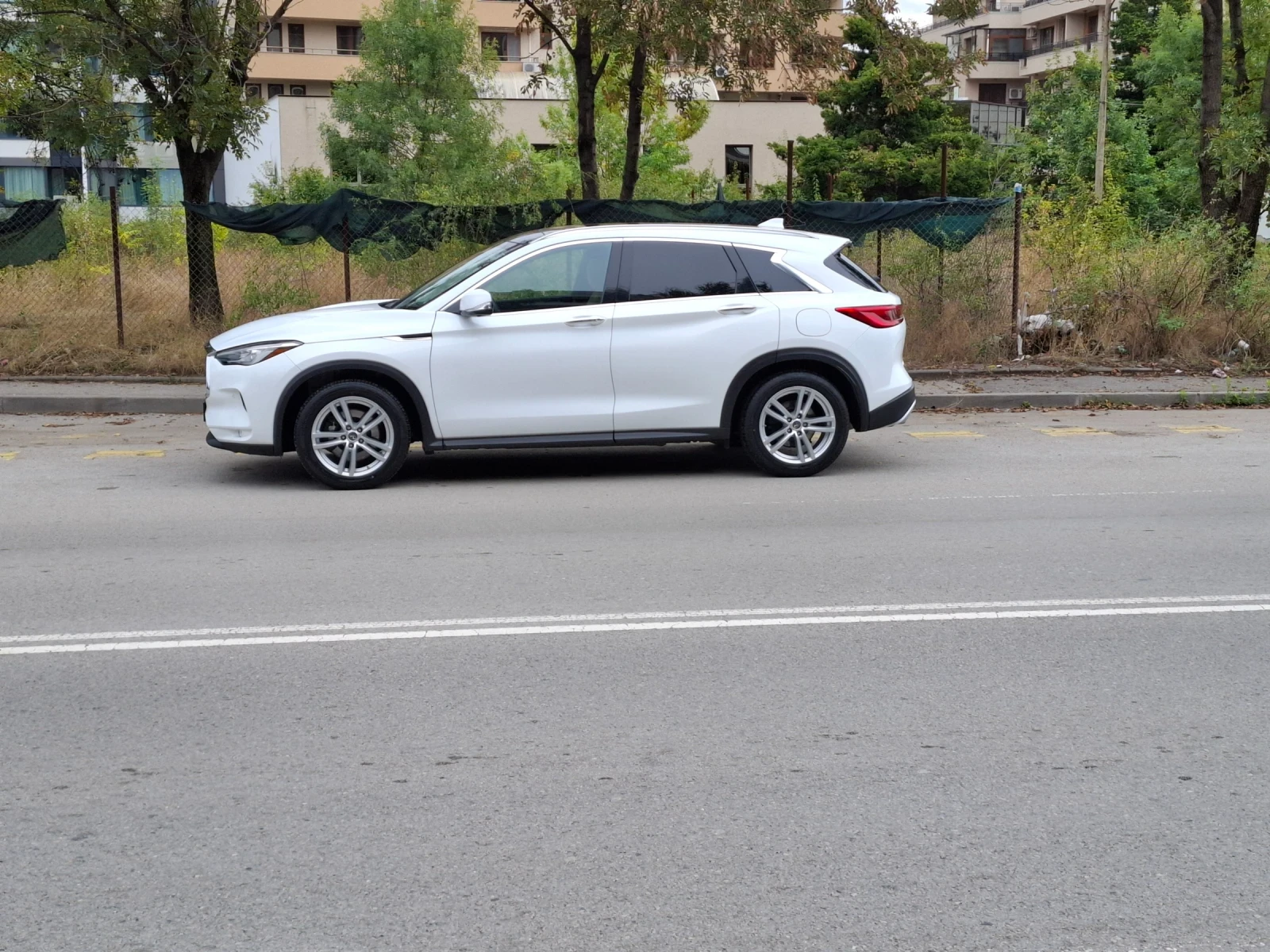 Infiniti QX50 Безупречно техническо и визуално състояние  - изображение 7