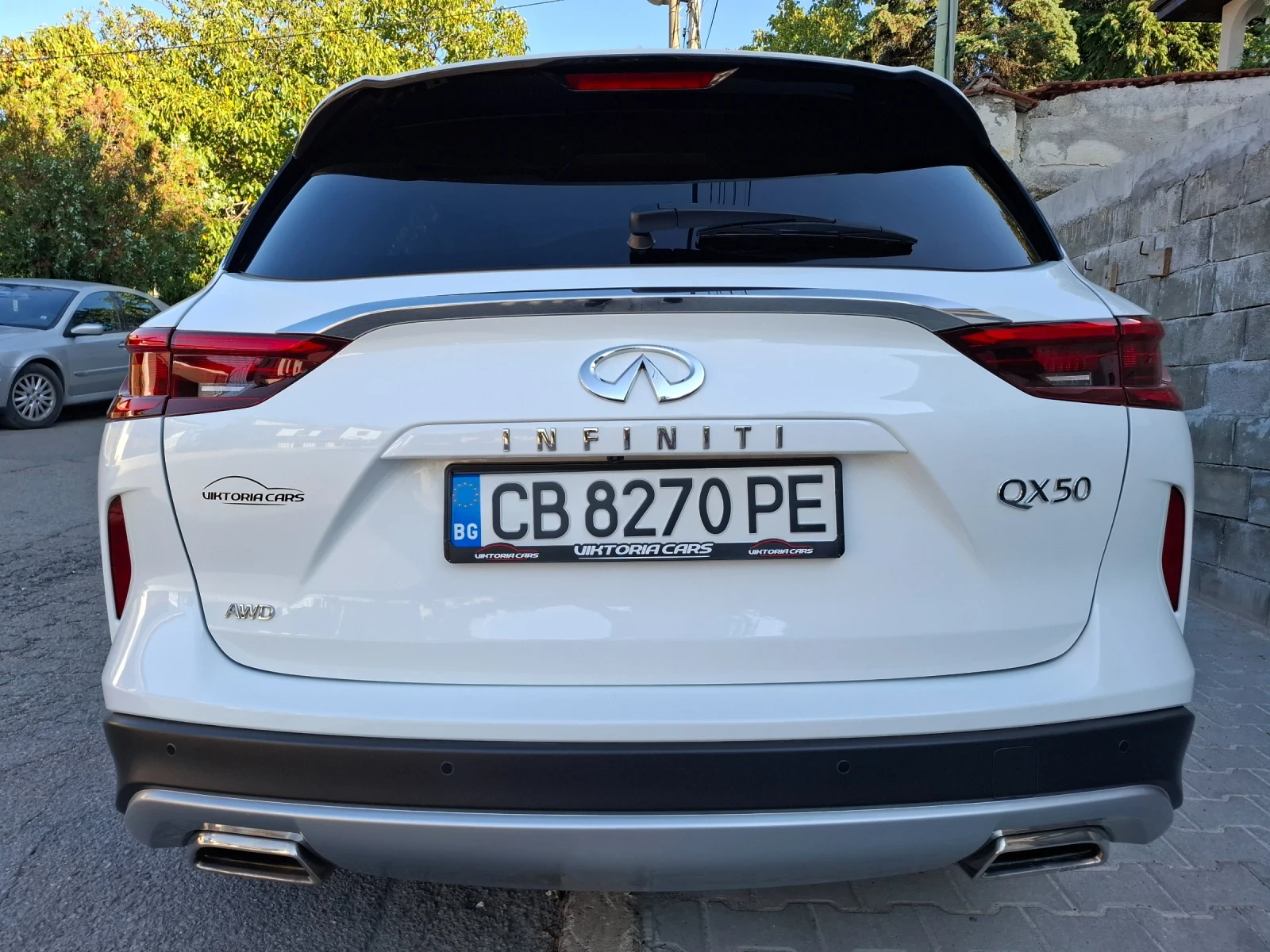 Infiniti QX50 Безупречно техническо и визуално състояние  - изображение 2