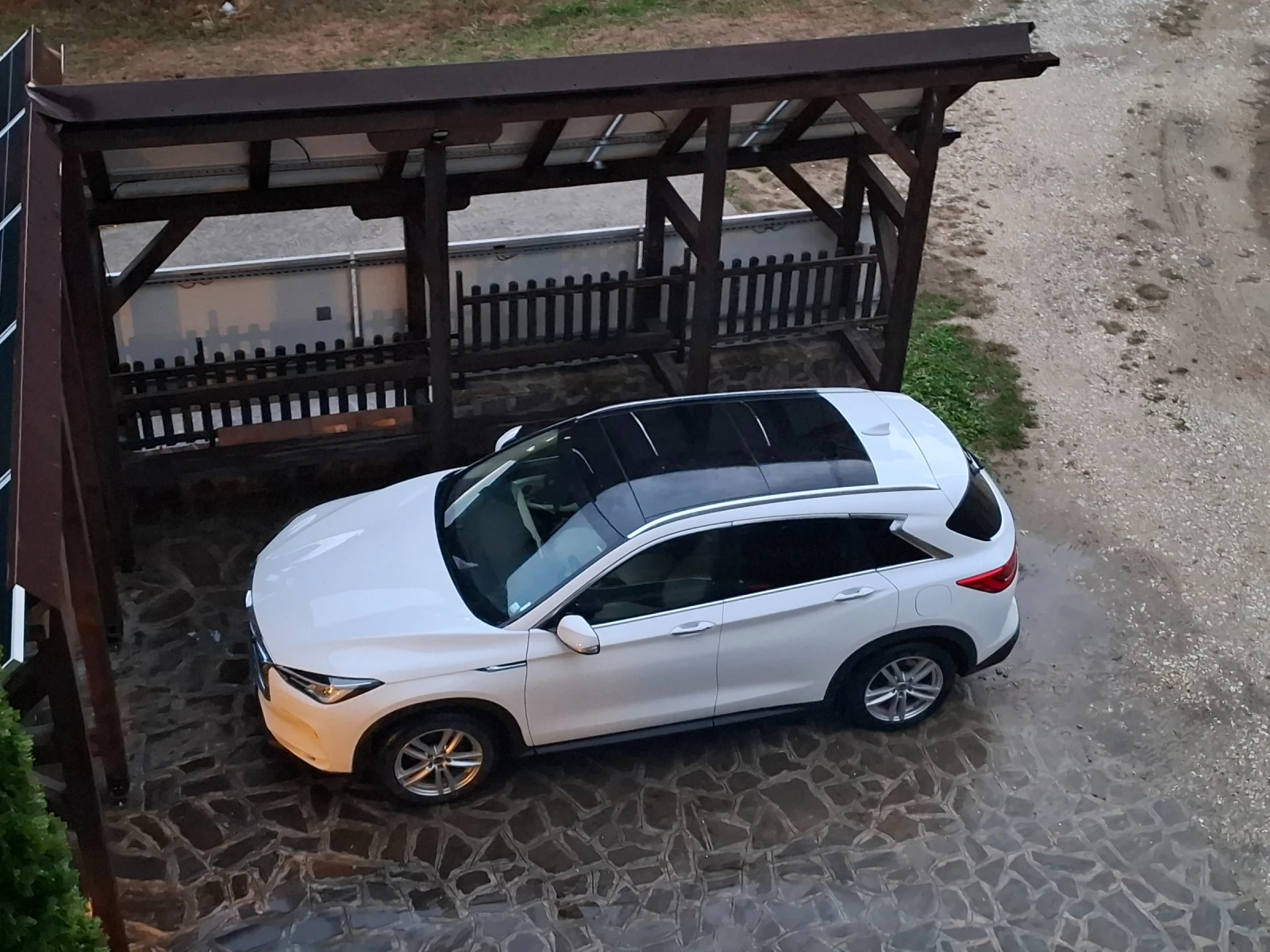 Infiniti QX50 Безупречно техническо и визуално състояние  - изображение 8