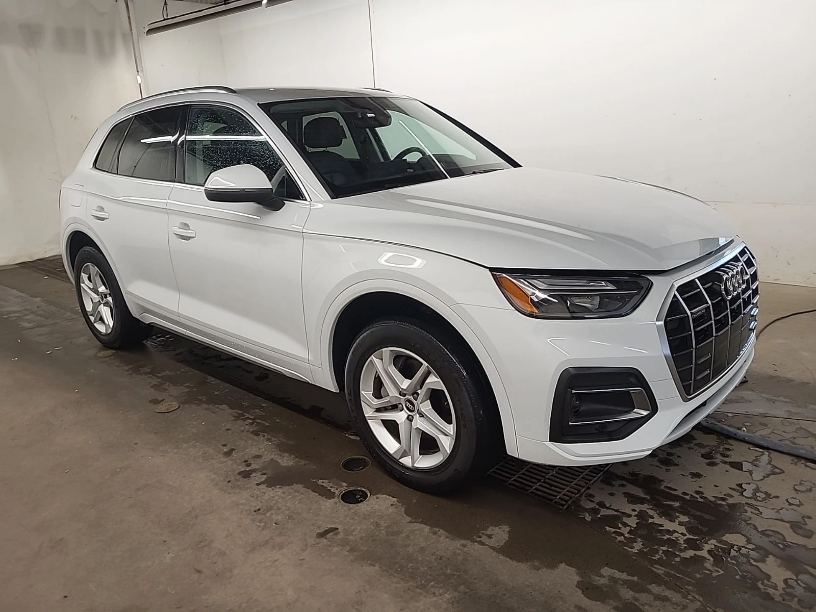 Audi Q5 * CARFAX *    | Mobile.bg   2