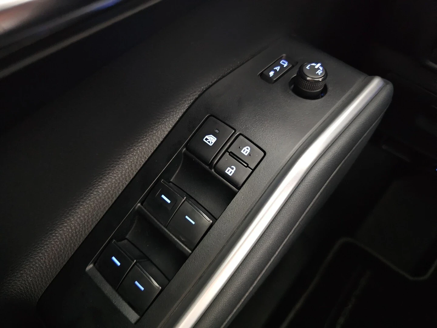 Toyota Highlander 2.5* HYBRID* COMFORT* AWD-I* E-CVT* ГАРАНЦИЯ - изображение 5