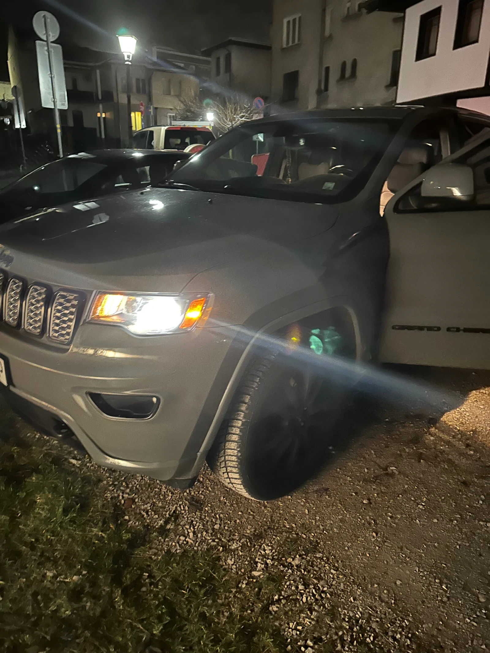 Jeep Grand cherokee LAREDO 3, 6 - изображение 3