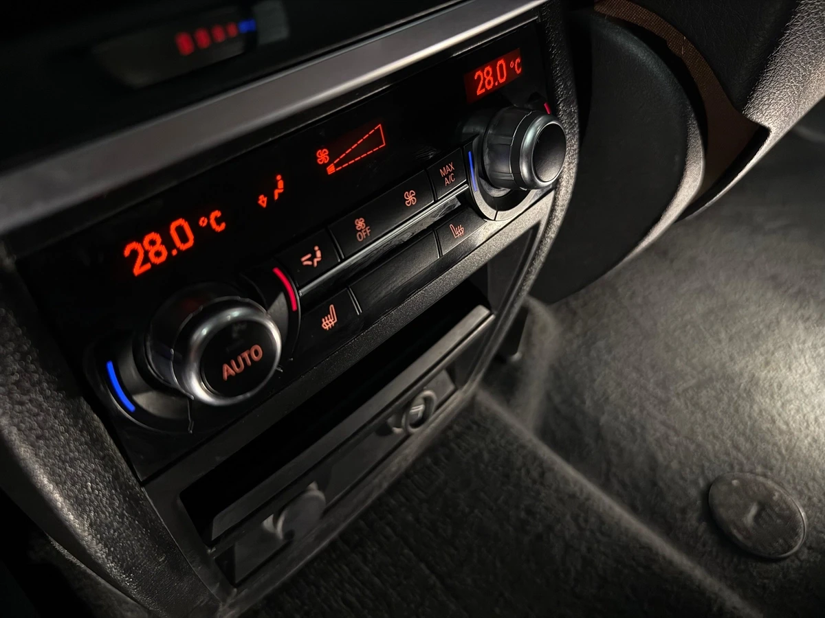 BMW X5 xDrive35i/7 SEATER| CLEAN TITLE| SOFT CLOSE DOORS, снимка 14 - Автомобили и джипове - 53782783