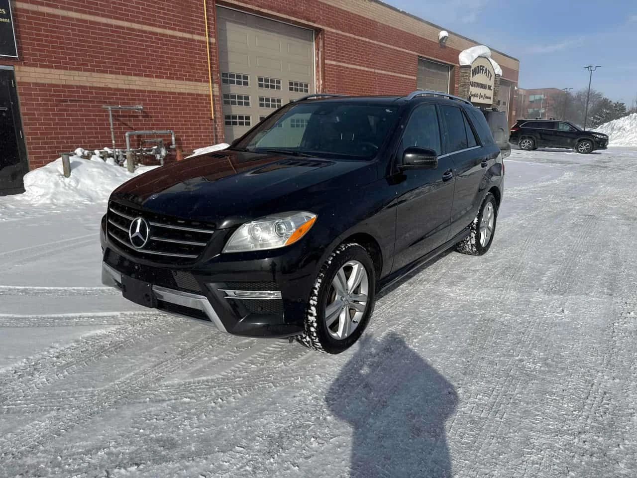 Mercedes-Benz ML 350 * BlueTEC * 2 КЛЮА* ПОДГРЕВ* PANO* KEYLESS* , снимка 12 - Автомобили и джипове - 53827034