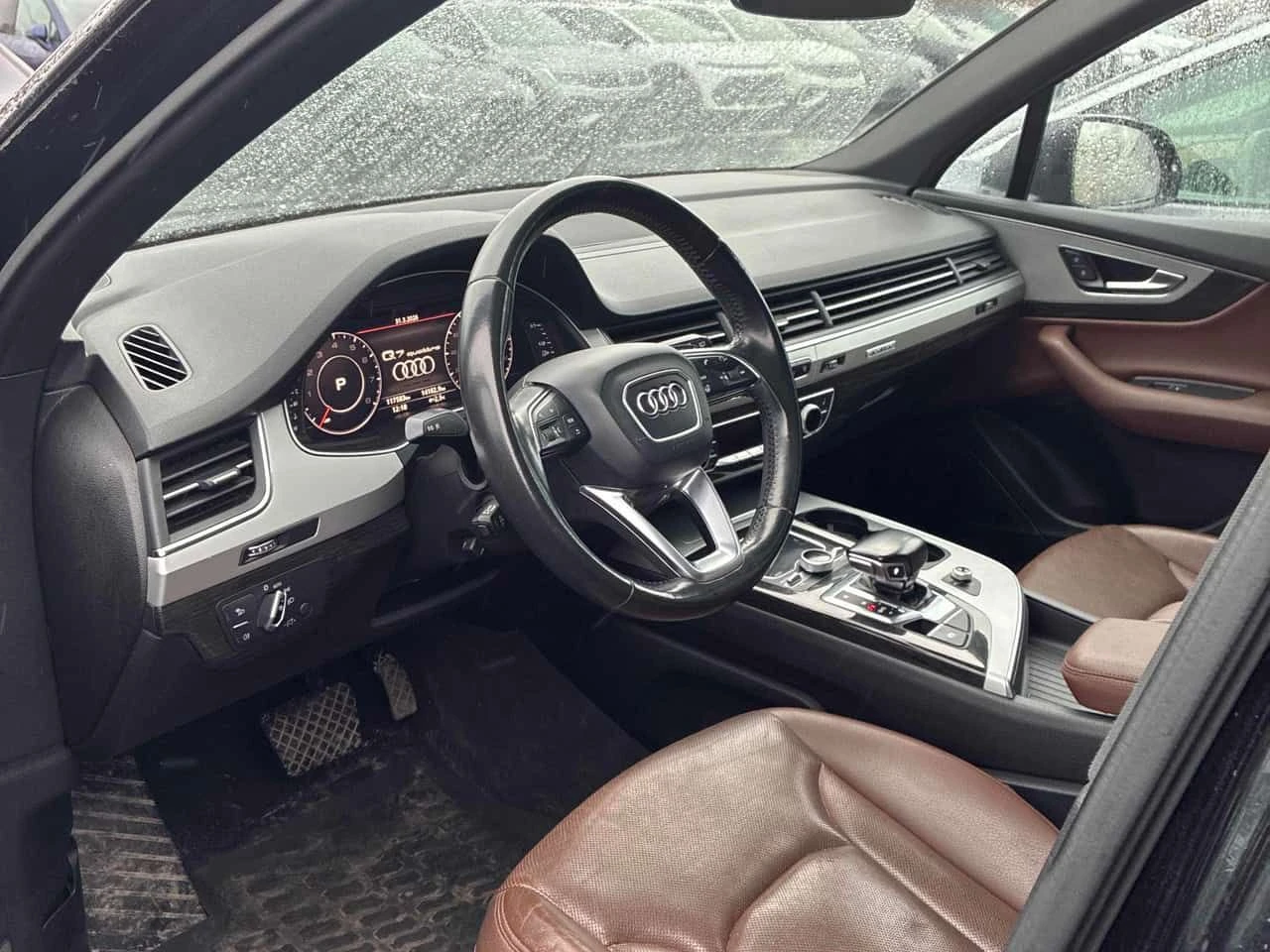 Audi Q7 * Progressiv * CARFAX * 360 Камери * Обдухване * , снимка 5 - Автомобили и джипове - 54072860