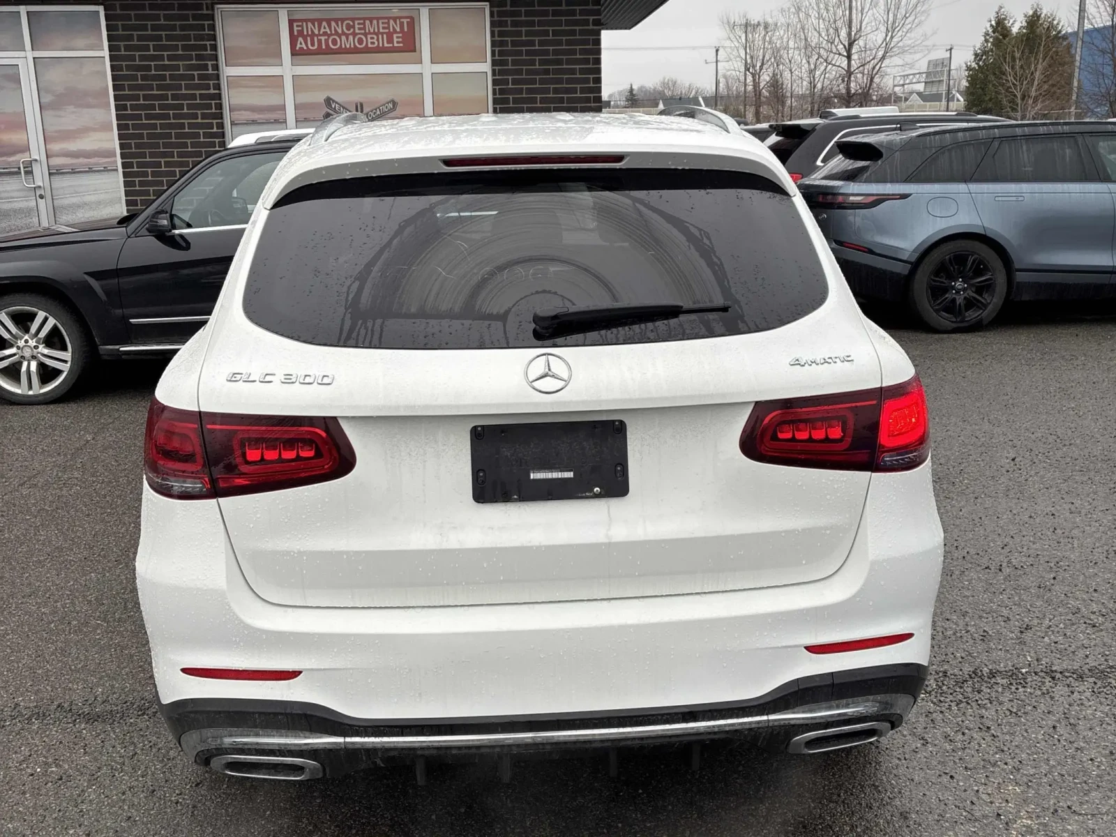 Mercedes-Benz GLC 300 * * CARFAX * * АВТО КРЕДИТ * * , снимка 6 - Автомобили и джипове - 54222264