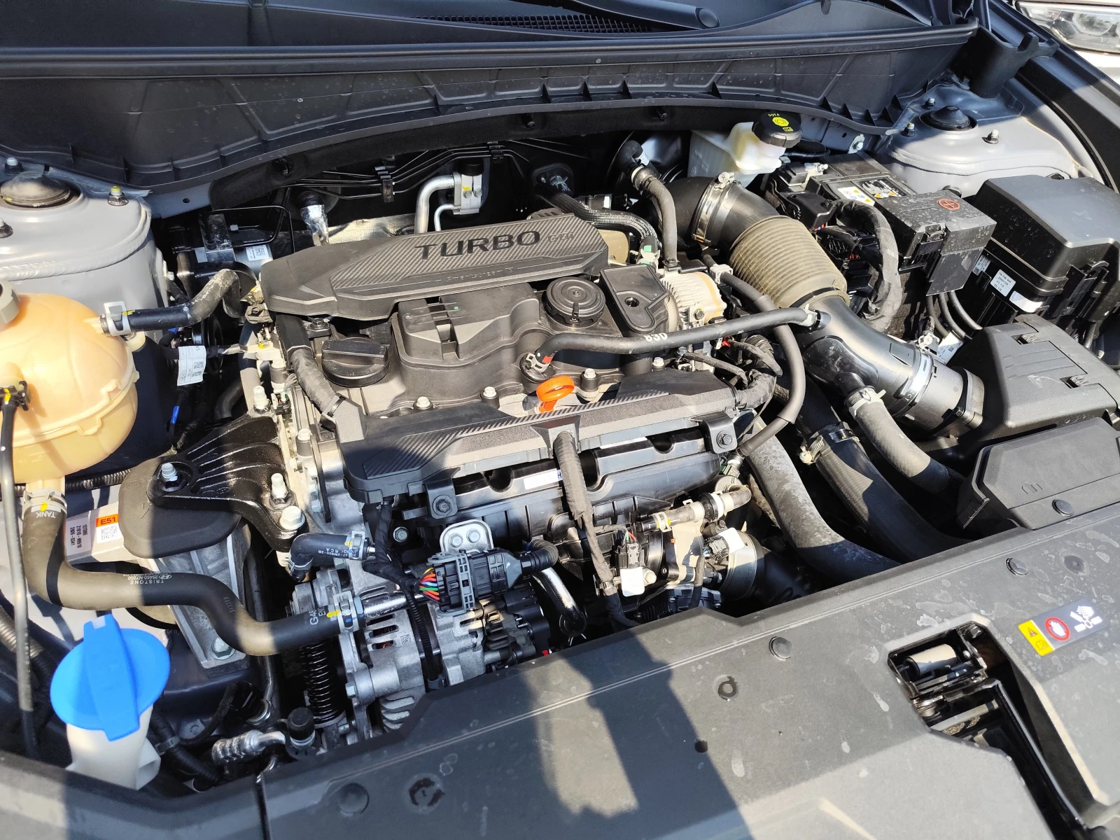 Hyundai Tucson 1.6T-GDi* HYBRID* N-LINE* 4X4* LED* АВТОМАТИК* , снимка 15 - Автомобили и джипове - 55707200