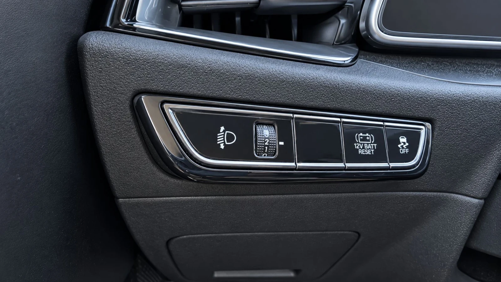 Kia Niro 1.6 GDI-Hybrid-HEV-141hp, снимка 12 - Автомобили и джипове - 56252335