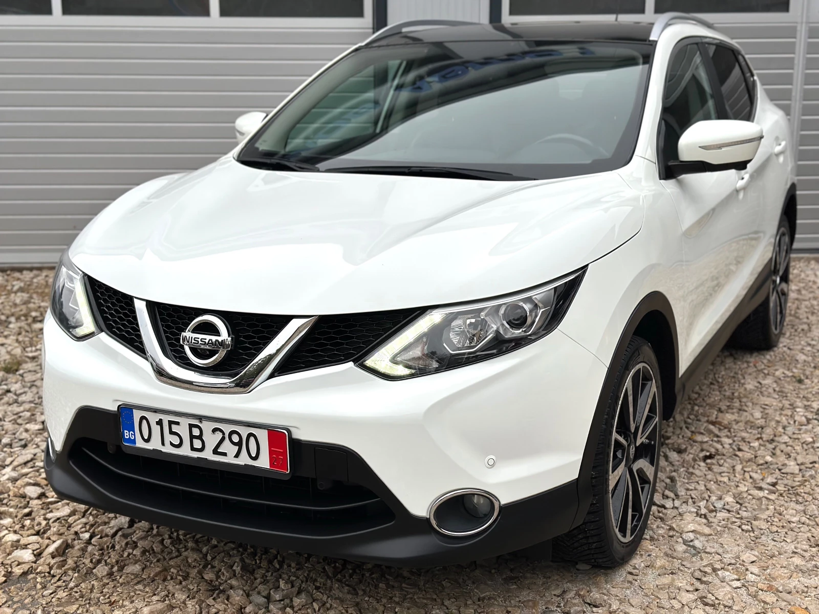 Nissan Qashqai 1.5DCI KEYLESS LED 360  КАМЕРИ ПОДГРЕВ ПАНОРАМА , снимка 3 - Автомобили и джипове - 56749700