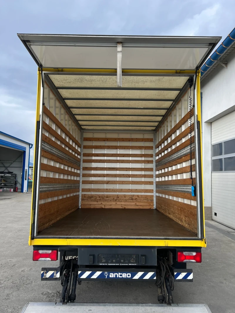 Iveco Daily 35c16 Hi-Matic / Падащ борд / Б-категория , снимка 7 - Бусове и автобуси - 53562972