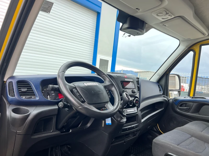 Iveco Daily 35c16 Hi-Matic / Падащ борд / Б-категория , снимка 14 - Бусове и автобуси - 53562972