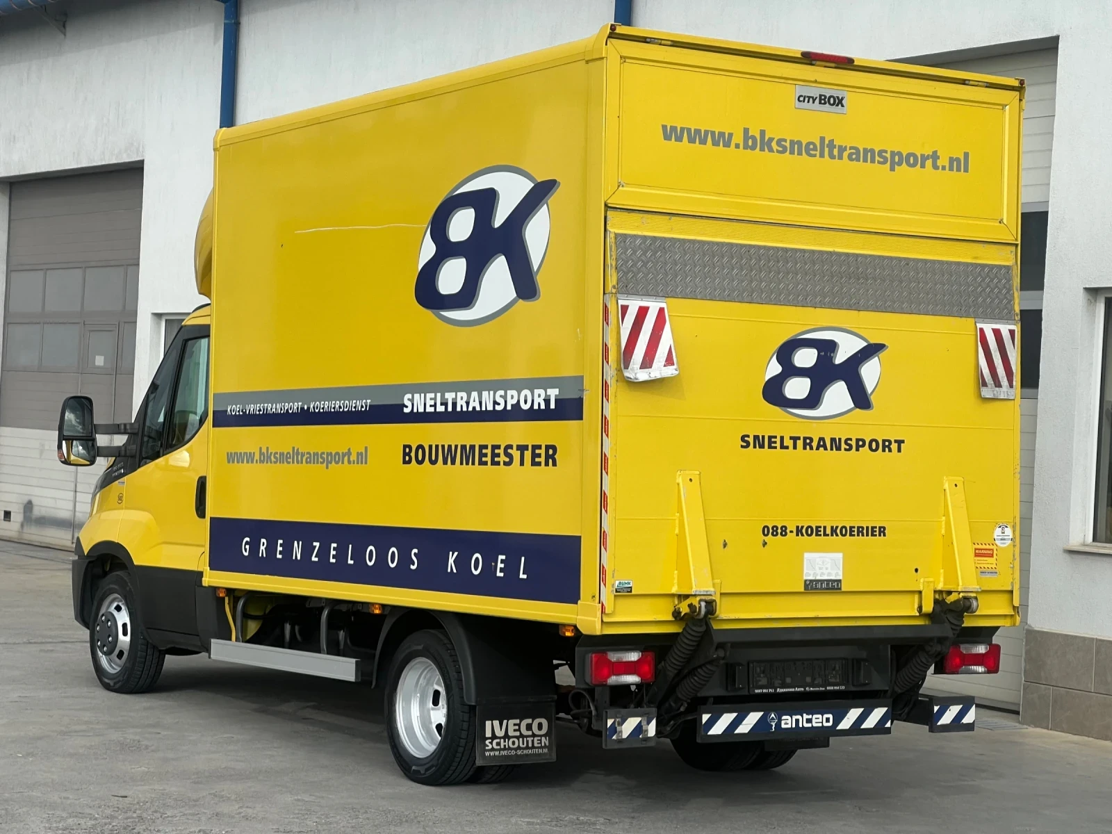 Iveco Daily 35c16 Hi-Matic / Падащ борд / Б-категория  - изображение 5