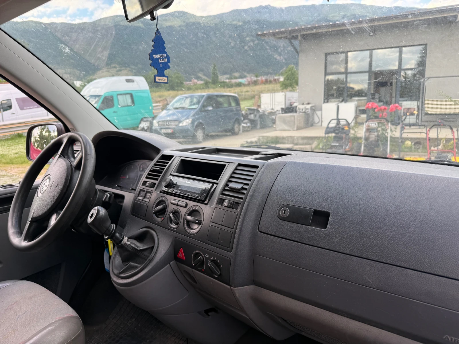VW T5 КЛИМАТИК 4х4, снимка 5 - Бусове и автобуси - 54930319