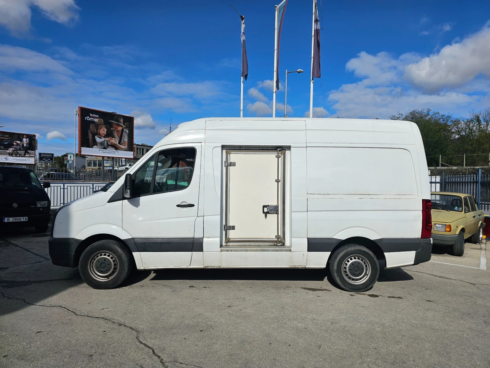 VW Crafter Хладилен , снимка 6 - Бусове и автобуси - 55352272
