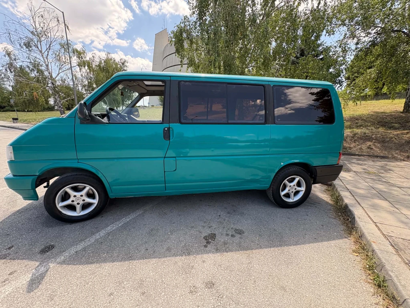 VW T4 Мултиван, снимка 13 - Бусове и автобуси - 55514061