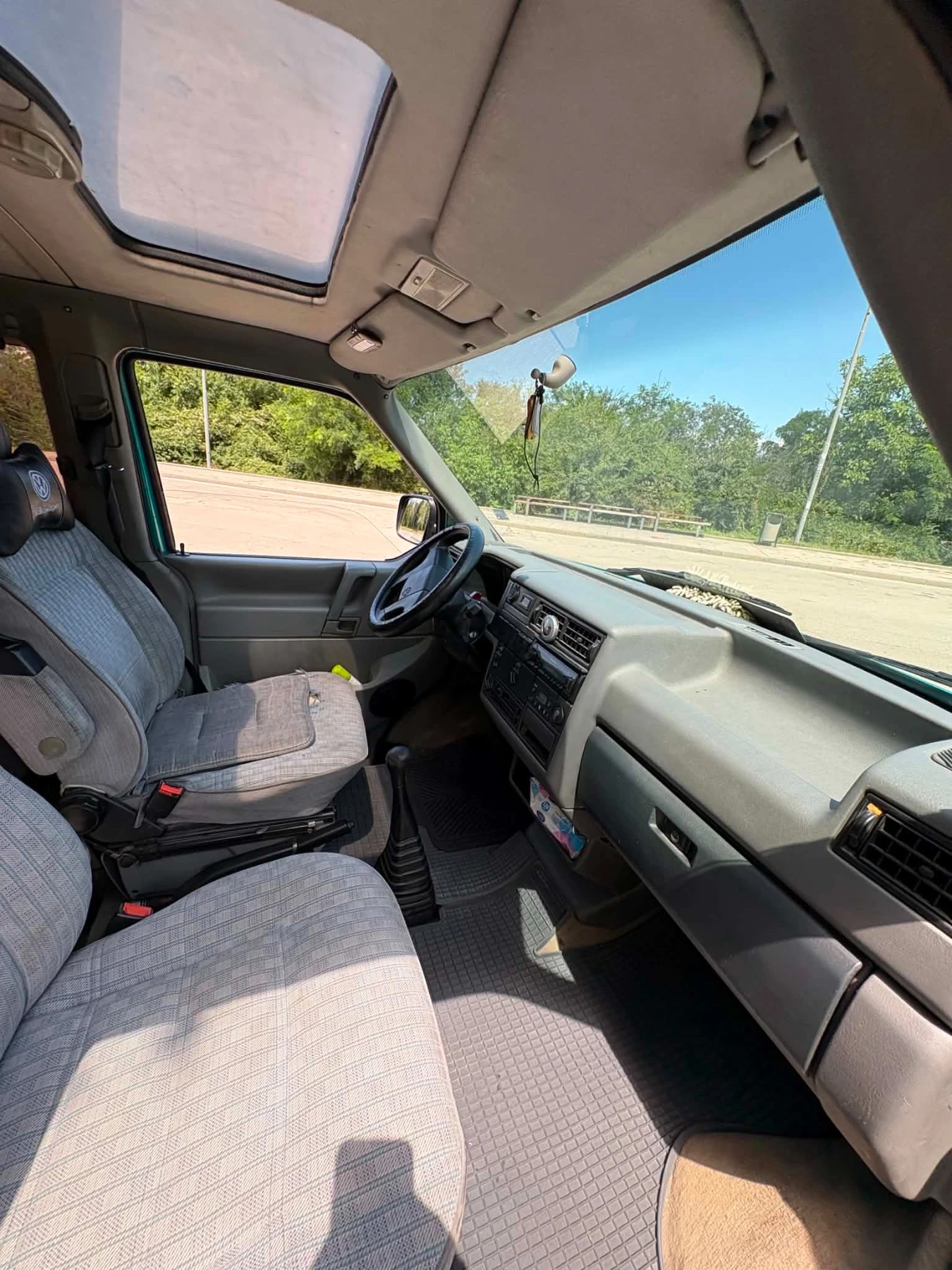 VW T4 Мултиван, снимка 5 - Бусове и автобуси - 55514061