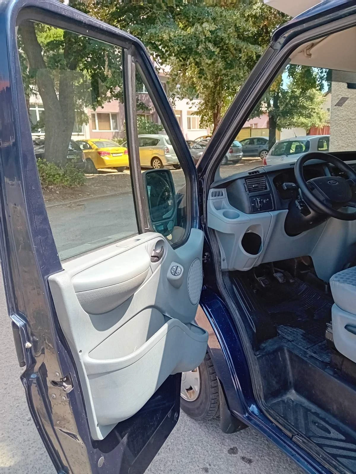 Ford Transit 2.2 85к.с, снимка 8 - Бусове и автобуси - 56206035