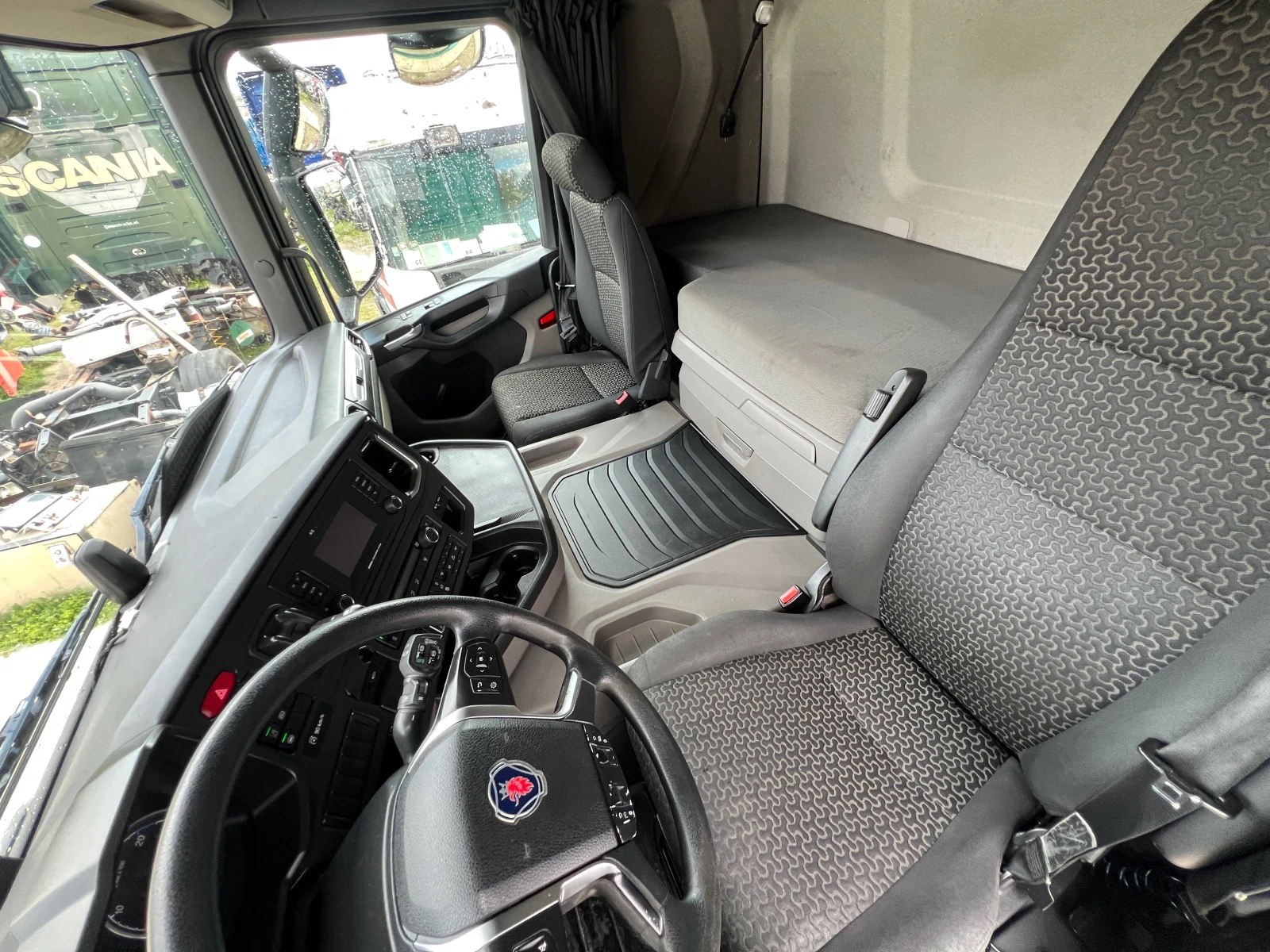 Scania R  - изображение 10