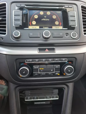 VW Sharan 2.0 TDI 6ск, снимка 16